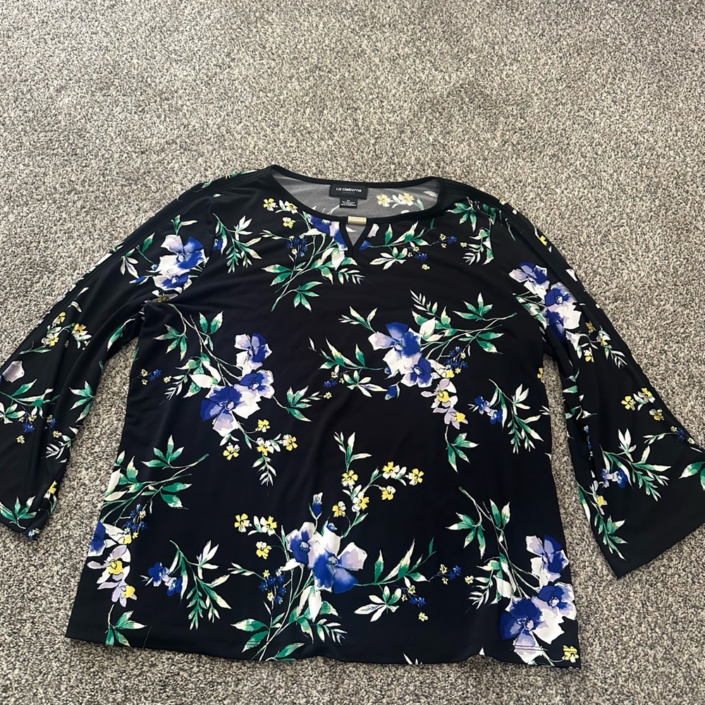 Liz Claiborne top